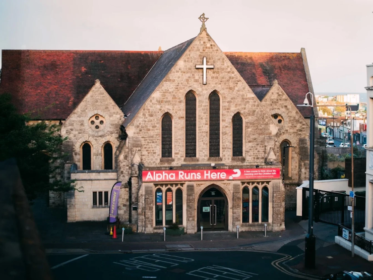 st Johns southend.png