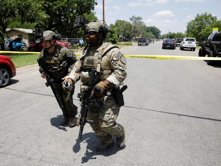 TEXAS SCHOOL SHOOTING 2.JPG