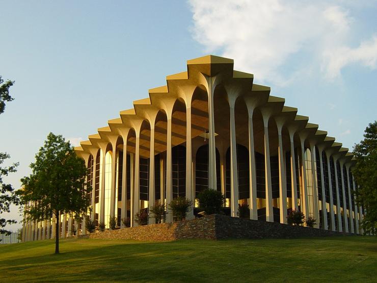 oral-roberts-university.jpg