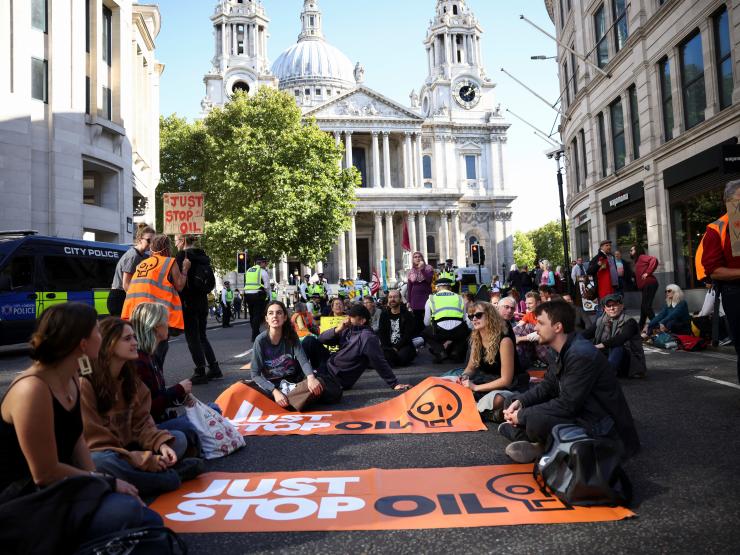 Just Stop Oil St Pauls.JPG