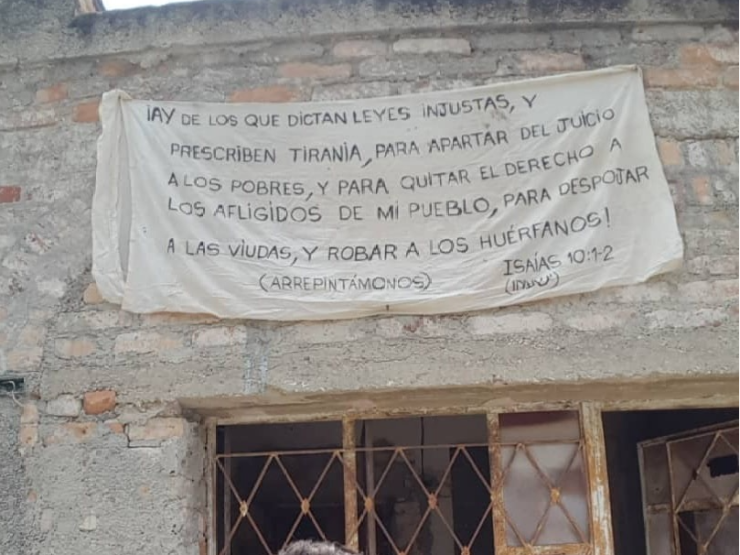 CUBAN SIGN 1 thumb.jpg