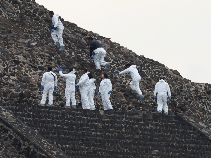 2026-04-20T224750Z_2113954936_RC2ATKAVZ83O_RTRMADP_3_MEXICO-VIOLENCE.JPG