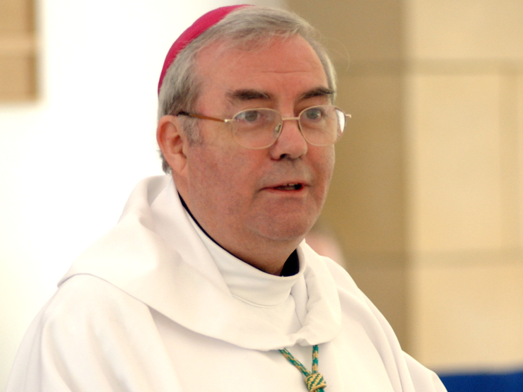 Bishop Vicentthumb.jpg