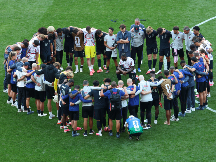 USAWorldCupPrayer060726.jpg