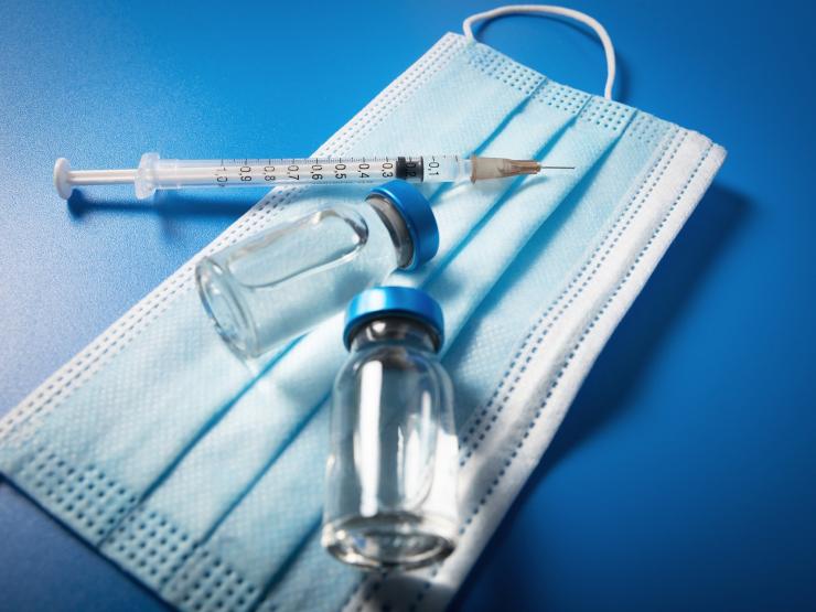 vaccination-6576827_1920.jpg