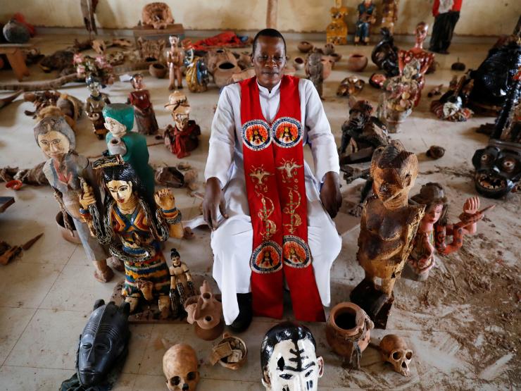 NIGERIA ARTEFACTS TRADITIONAL 1.JPG