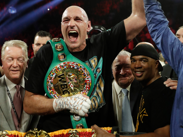Boxer Tyson Fury Gives God The Glory After World Title Victory