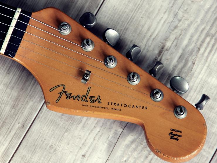 Electric Guitar Fender.jpg