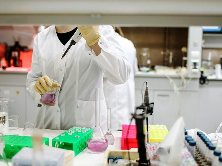 medical-lab-clinical-trial-1140-641-pexels.jpg
