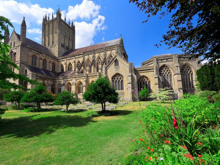 Wells Cathedral Alamy.jpg
