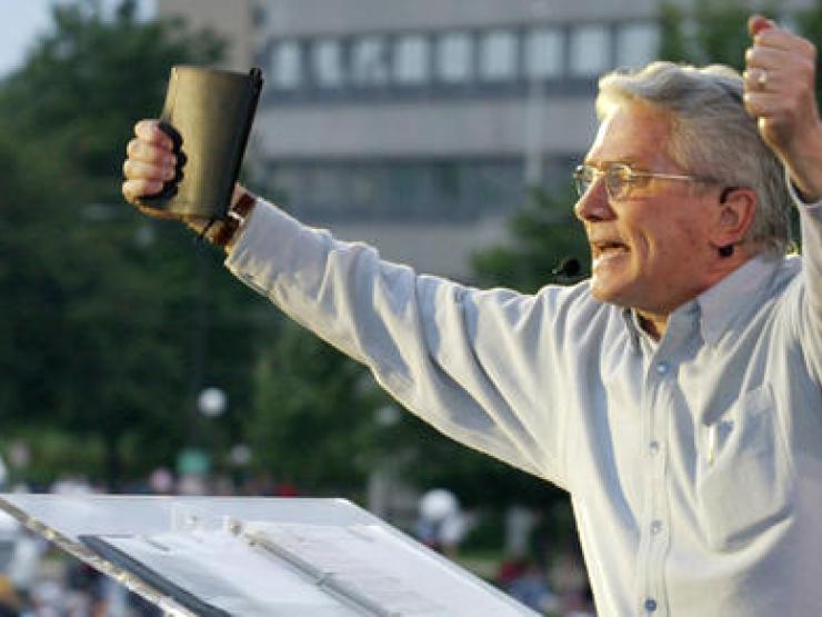 Luis-Palau-main_article_image.jpg