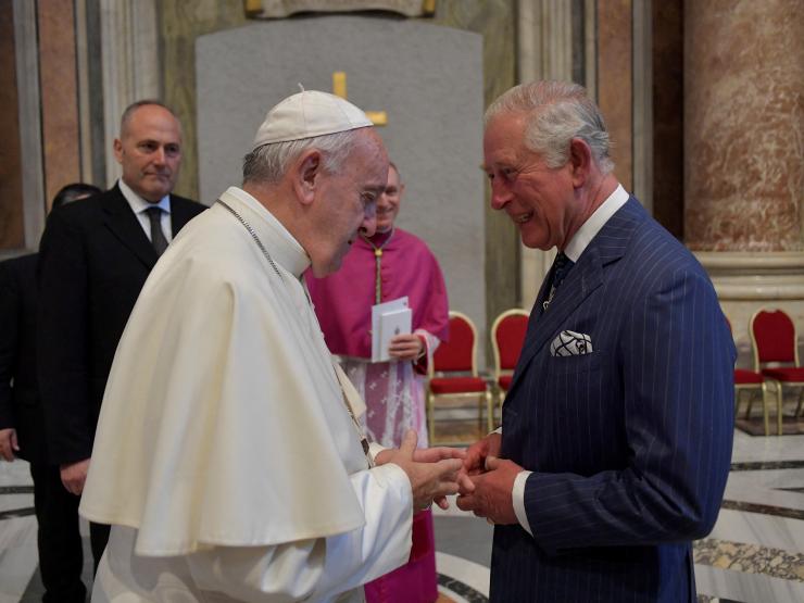 KING CHARLES AND POPE FRANCIS.JPG