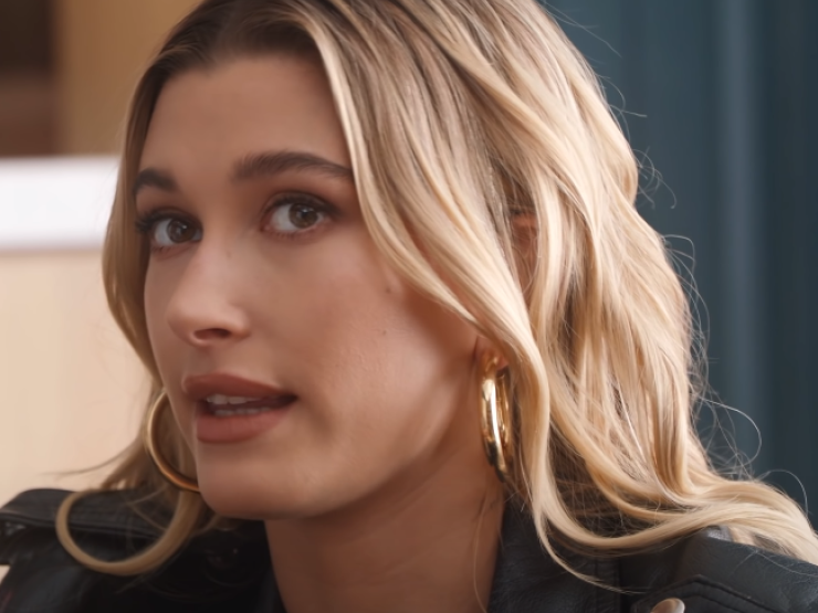 Hailey Bieber Thumb.PNG