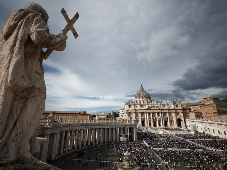2024-12-06T133853Z_1_LYNXNPEKB50GM_RTROPTP_4_VATICAN-LGBT.JPG