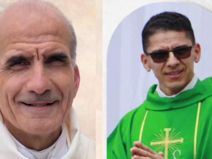 Ecuador priests.jpeg