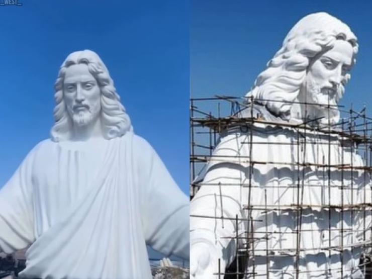 Armenia Jesus statue.jpg