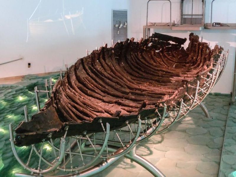 2,000-year-old 'Jesus boat' may be linked to Gospel miracle