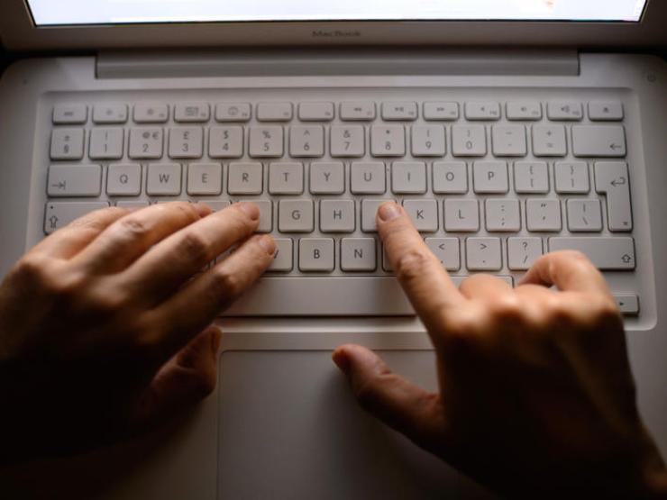 Pornography-laptop-typing-computer_galleryfull.jpg