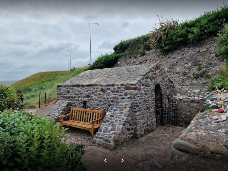 Saint Trillo's Church in Rhos-on-Sea.png