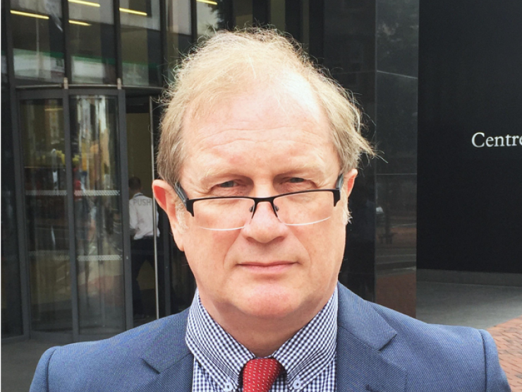 Dr David Mackereth .png