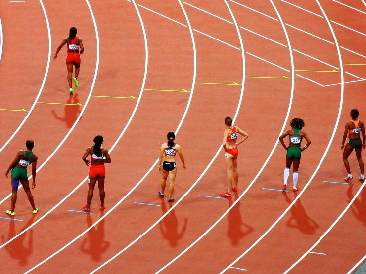Women athletics track race olympics running pixabay.jpg