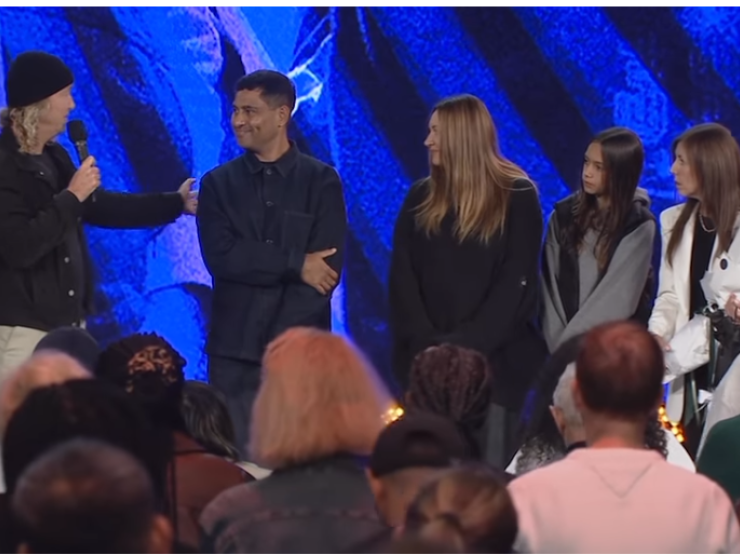Laura and Pete Toggs Hillsong.png