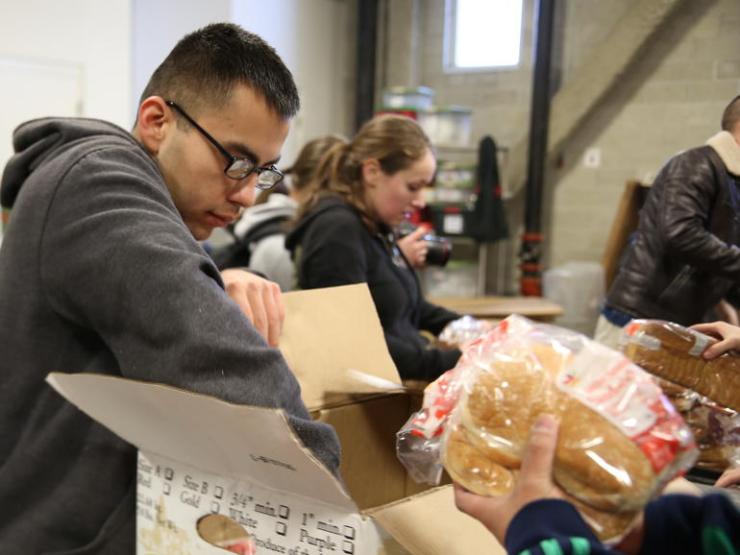 Poverty-foodbank-thumb_galleryfull.jpg
