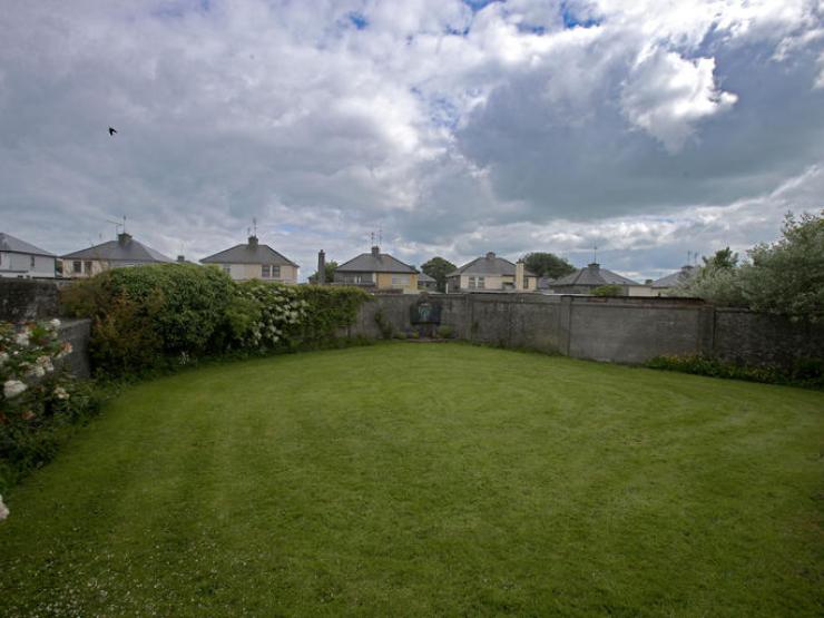 Tuam-mother-and-baby-home-2_galleryfull.jpg