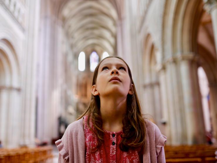 Young girl worship 1.jpg