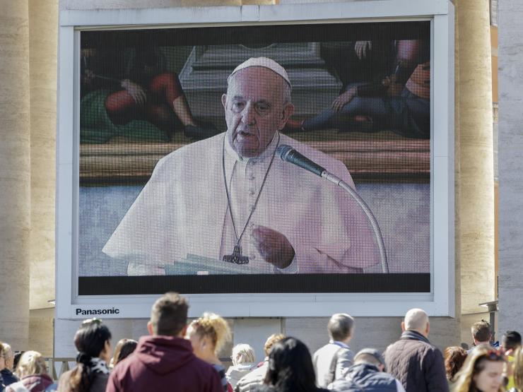pope video link andrwe midichini.jpg