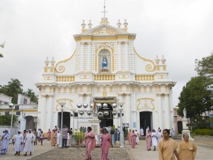 india-church-thumb_galleryfull.jpg