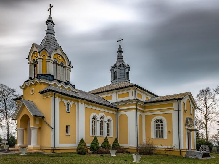Poland Catholic Church.jpg