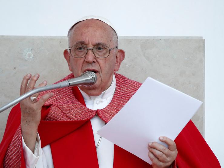 POPE-VERONA.JPG