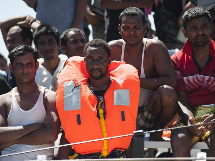 Migrants-on-boat-thumb_galleryfull.jpg