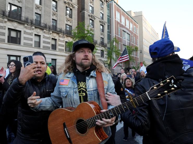 Canadian officials cancel Sean Feucht shows amid controversy