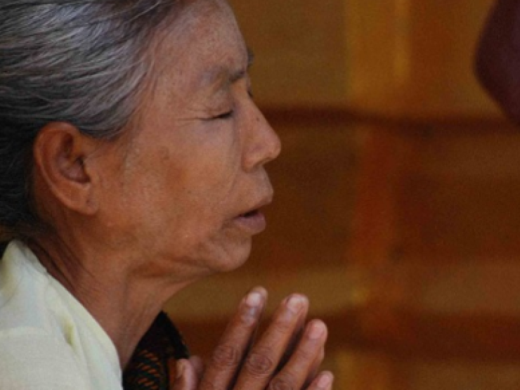 India-prayer-main_article_image.png