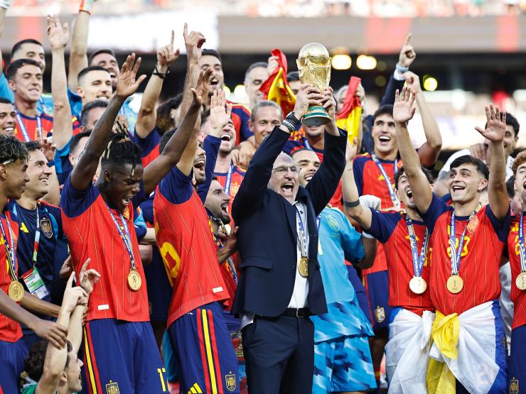 SPAIN WORLD CUP (2).JPG