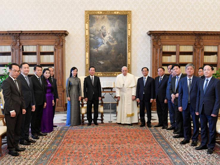 pope vietnam.JPG
