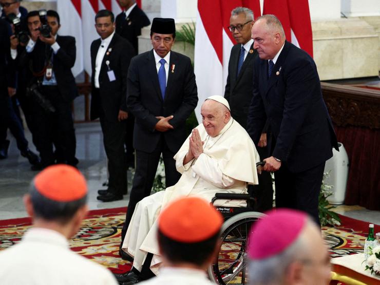 2024-09-04T074252Z_2102104693_RC2FT9ANMOSG_RTRMADP_3_POPE-ASIA-INDONESIA.JPG