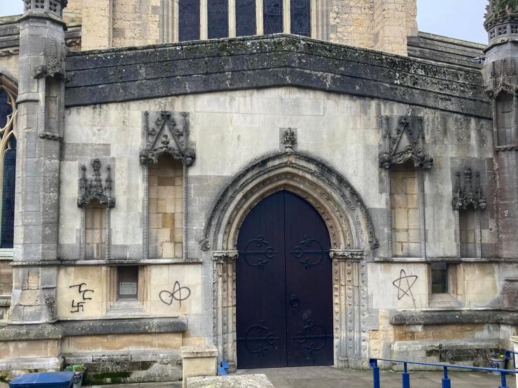 St Mary's Church in Melton Mowbray.jpg