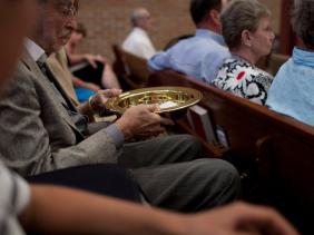 Only a minority of pastors believe Christians should tithe 10 per cent