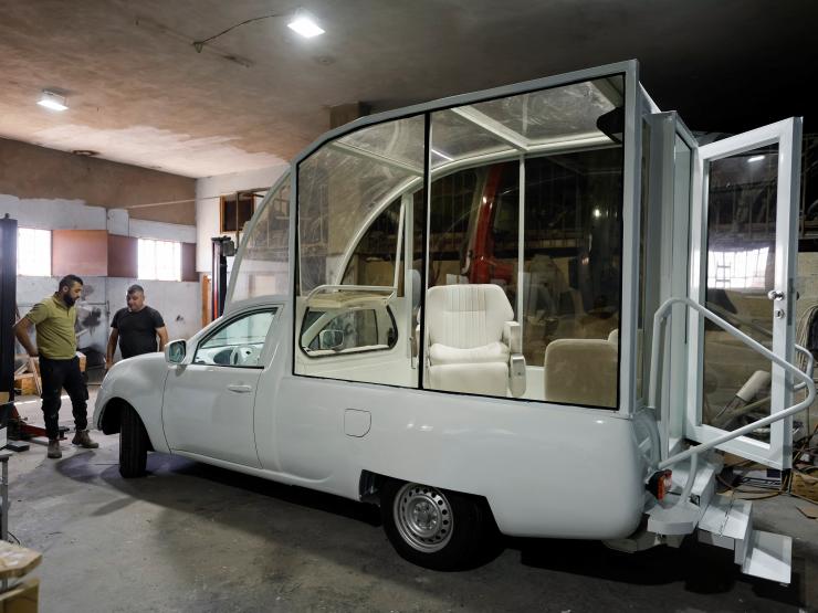 Pope mobile.JPG
