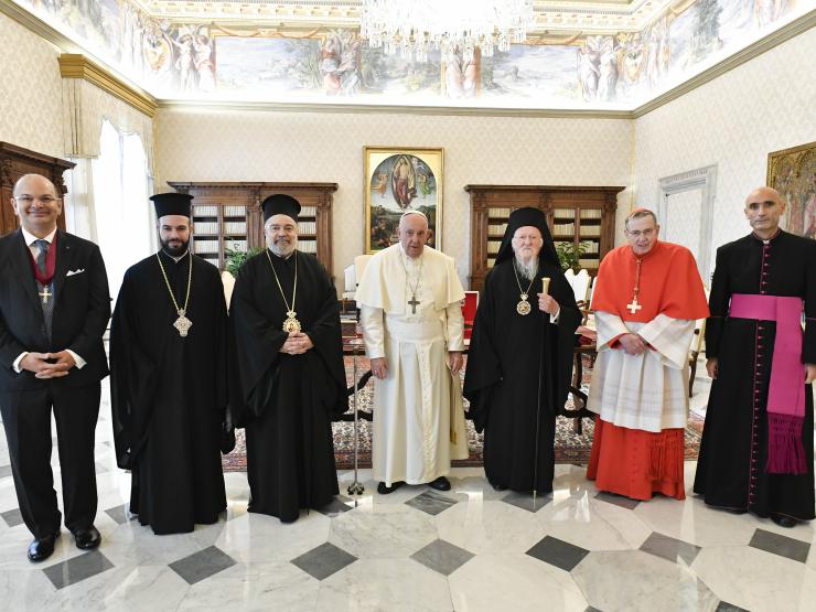 ROME-PRAYER-VIGIL-POPE-RTR.JPG