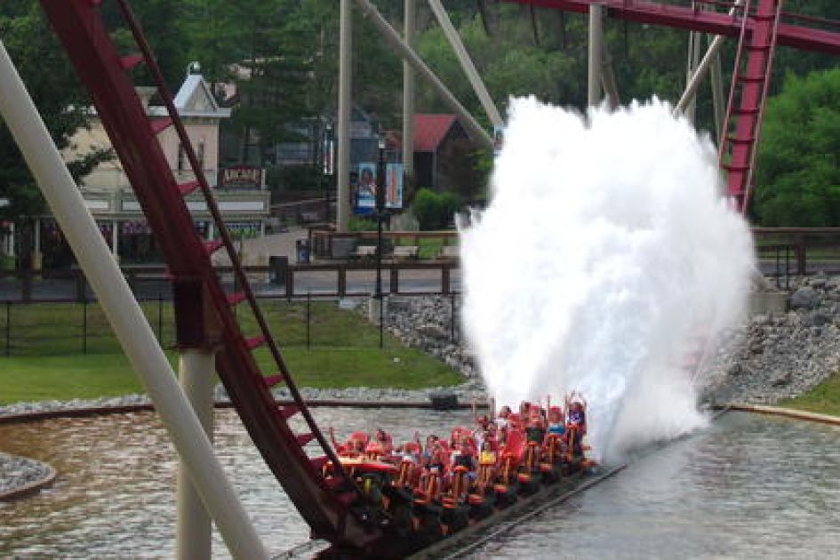 Retired minister rides roller-coaster 12,000 times