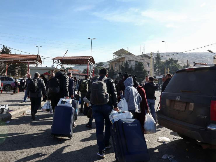 2024-12-10T145618Z_1692750673_RC27MBAKZ9MT_RTRMADP_3_SYRIA-SECURITY-LEBANON-BORDER.JPG