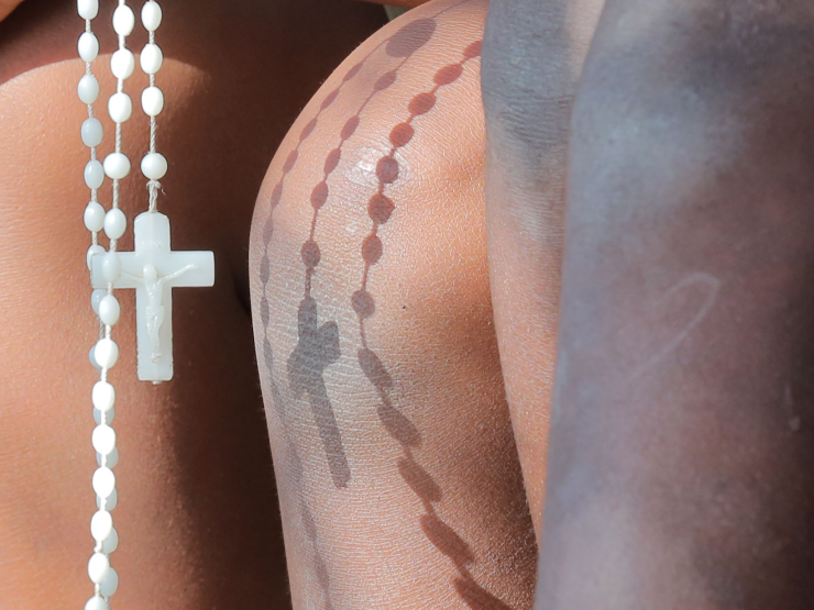 Rosary prayer.jpg
