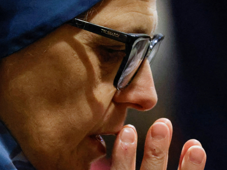 Pope prayers pic.JPG