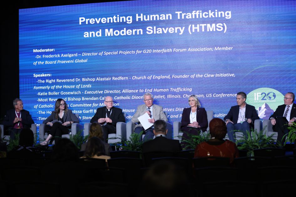 Christians urged to challenge cheap clothing as modern slavery referrals rise