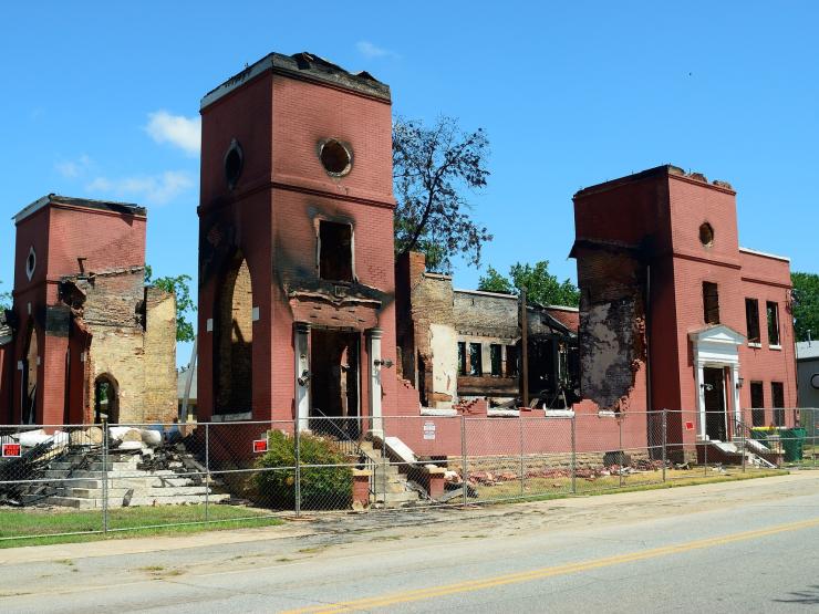 fire-damage-1744723_1920.jpg