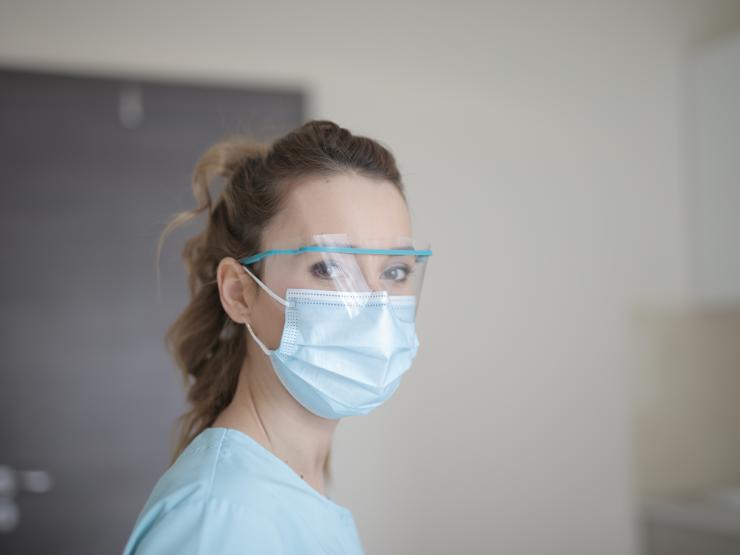 mask woman.jpg
